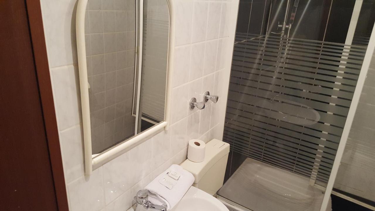 וופרטל Zimmer Im Gruenen מראה חיצוני תמונה